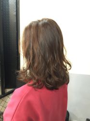 -茶发Salon·烫发染发理发