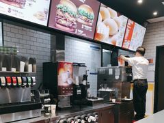 -汉堡王(梅村服务区南店)