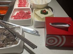 -海底捞火锅鲜切牛肉主题店(长寿路店)