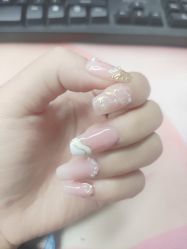 -星辰·新中式美甲美睫工作室