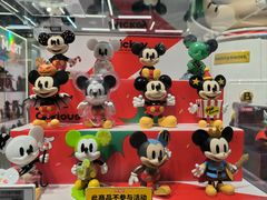 -泡泡玛特POPMART(侨福芳草地店)
