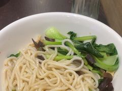 -桂姥姥·桂林卤粉·锅烧桂林米粉(莲塘店)