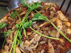 -李记万州烤鱼黔江鸡杂(南岸区店)