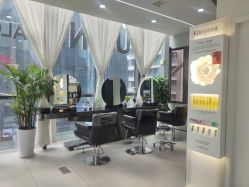 -U·NI SALON 造型