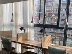 -两知·自习室(三峡广场总店)