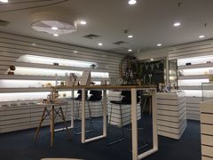 -优视力蔡司眼镜验配中心(越秀城市广场奥莱店)