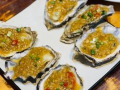 -臻鲜燕海鲜融合餐厅(金陵style店)