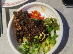 -野山舂·贵州现舂酸汤牛肉(民生路店)