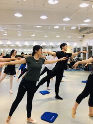 -深舞形体民族舞蹈工作室