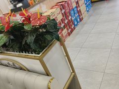 -江城燕子大排档(江汉路步行街店)