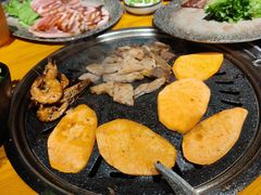 -那胡同里的小烤肉馆(开发区万达店)