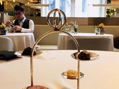 petite&nbsp;four-Jean Georges