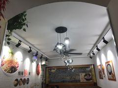 -柳大厨螺蛳粉(人民路总店)