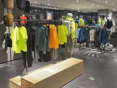 -ARC'TERYX始祖鸟(北京王府中环店)