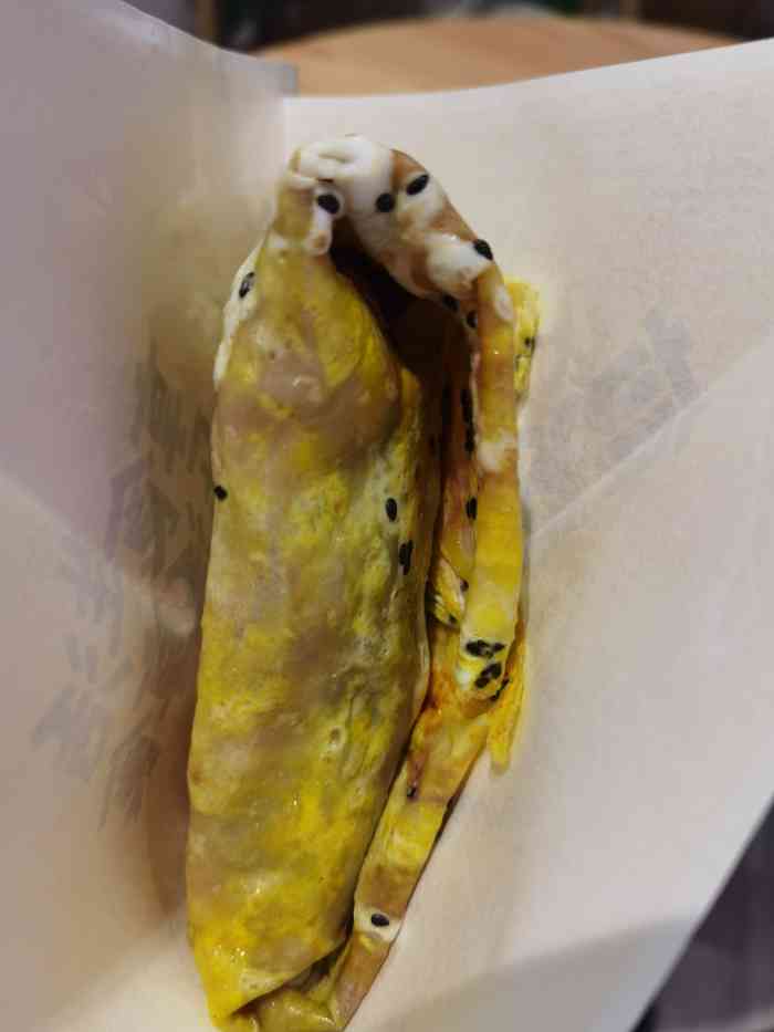 煎饼侠(万达广场店)-"綦江的煎饼果子很少,这是离家最近的一家.