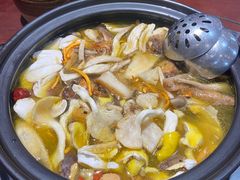 -菌之家·专业纯野生菌火锅·特色炒菌