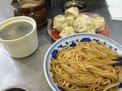 -高师傅特色米粉汤包(建设路店)