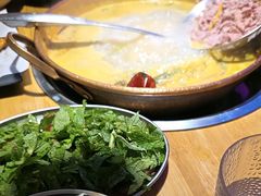 -洱火云南酸菜牛肉火锅(石景山当代商城店)