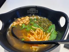 -桂在香知桂林米粉(南岗松雷店)
