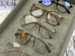 -潘多拉眼镜·蔡司依视路明月(潘家园店)