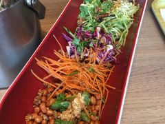 大拌菜-街角等你.大连海鲜烧烤.经典铁板海鲜串(西安路店)
