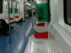 -人民广场(地铁站)