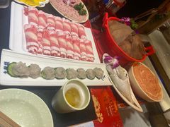 -大龙辣火锅·龙虾·烧烤(湖滨新天地店)