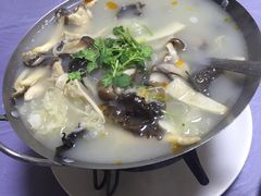 -天津乾毓德饭庄·清真传统炒菜·海鲜烧烤(咸阳路店)