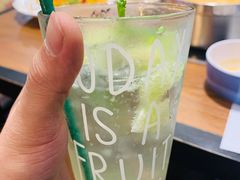 夏日青柠泡泡-樾餐厅泰式海鲜火锅(民歌湖店)