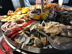 -日进一片海.生腌海鲜火锅.宵夜烧烤(三里屯总店)