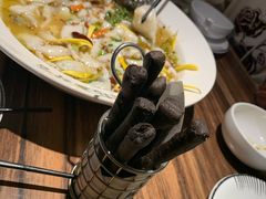 墨汁油条-太二酸菜鱼(广州IFC国金天地店)