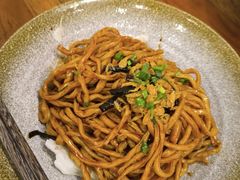 私房葱油拌面-醉牛腩·面小馆