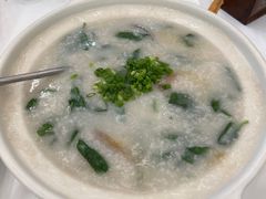 枸杞叶滚猪润粥-金河半岛园林酒家(金融城店)