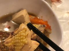-鲜入围煮花胶鸡海鲜火锅
