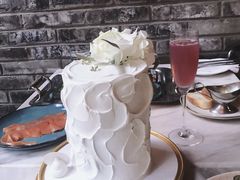 C032加高款鲜花创意蛋糕-Biteology Artisan Cakes(红庄·国际文化保税创新园店)