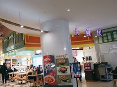 -大食代美食广场(上海中心店)