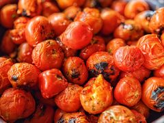 烤西红柿-老奶烧肉米线