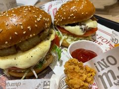 -The Habit Burger Grill 哈比特汉堡(爱琴海店)