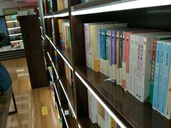 -新华书店(新街口旗舰店)