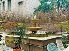 -潮一不贰·法式甜品·生日蛋糕·西式简餐(外滩店)