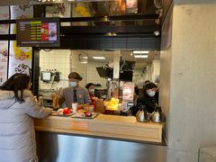 -麦当劳(展览路店)