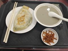 韭菜盒子-聚德华天护国寺小吃(甜水园店)