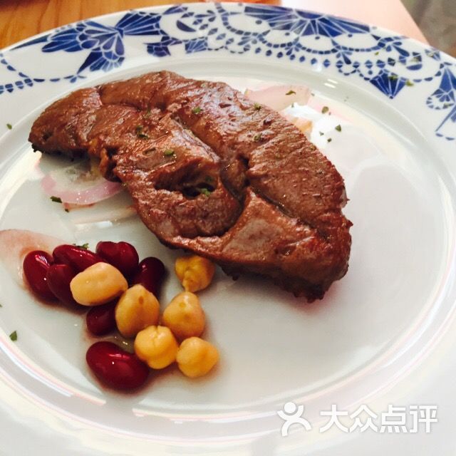 一妙家意式料理(五一广场店)烤牛肩肉图片 - 第1张