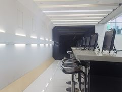 -上海宝宁宝马4S店