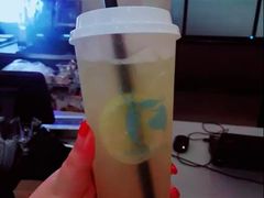 活力派对柠檬绿茶-瑞幸咖啡(苏河1号店)
