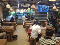 -云阿蛮云南生烫牛肉米线(奉贤路店)