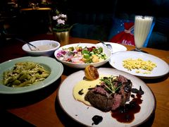 -JINNS锦时 steak&pizza(浸信会礼拜堂旧址店)