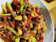 小炒牛肉-笨罗卜浏阳菜馆(星沙店)