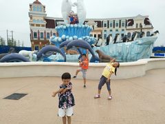 -芜湖新华联大白鲸海洋公园