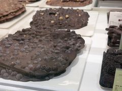 -VENCHI 闻绮(北京国贸商城店)